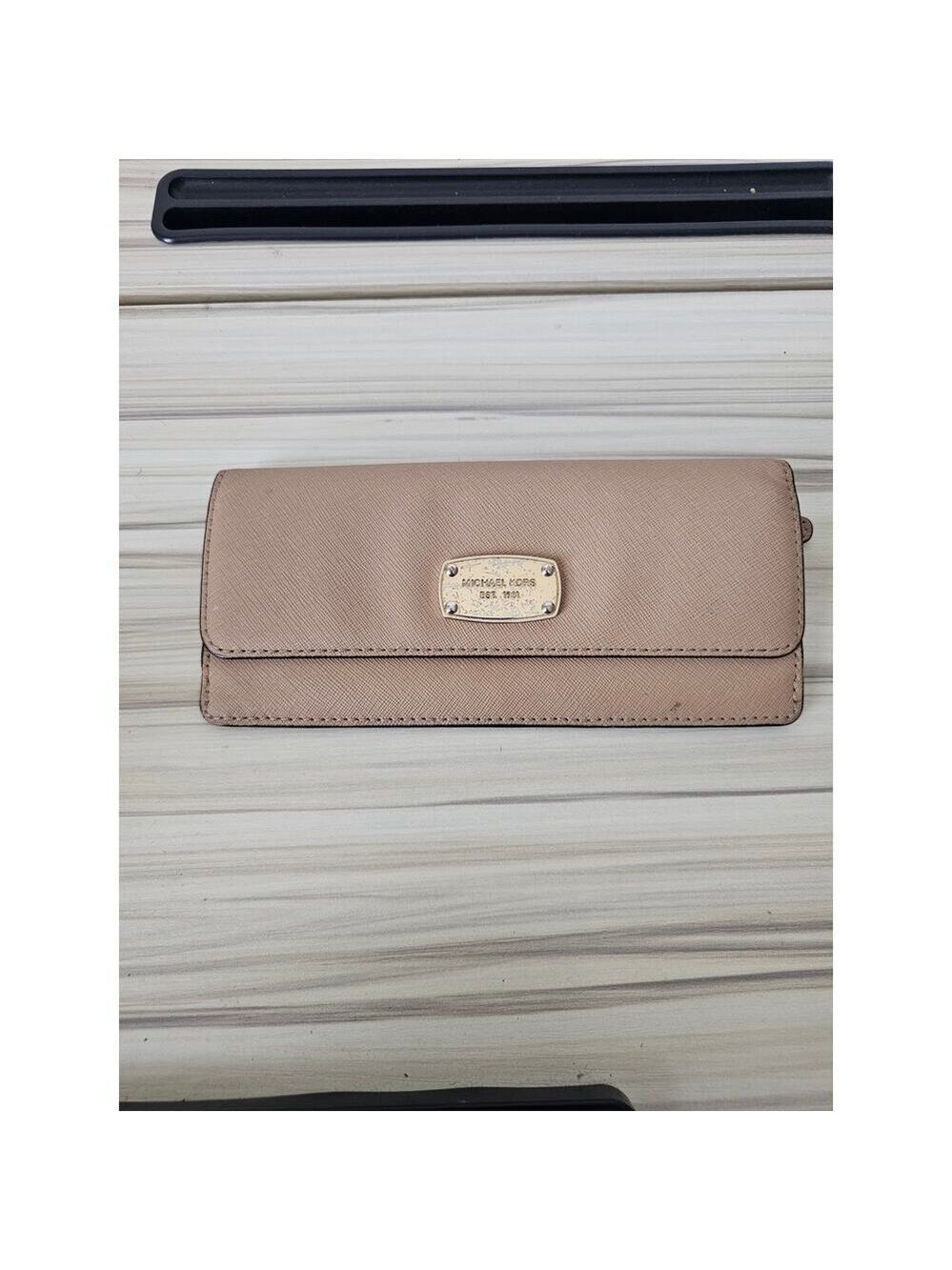 Michael Kors Jet Set Travel Continental Tan Wallet